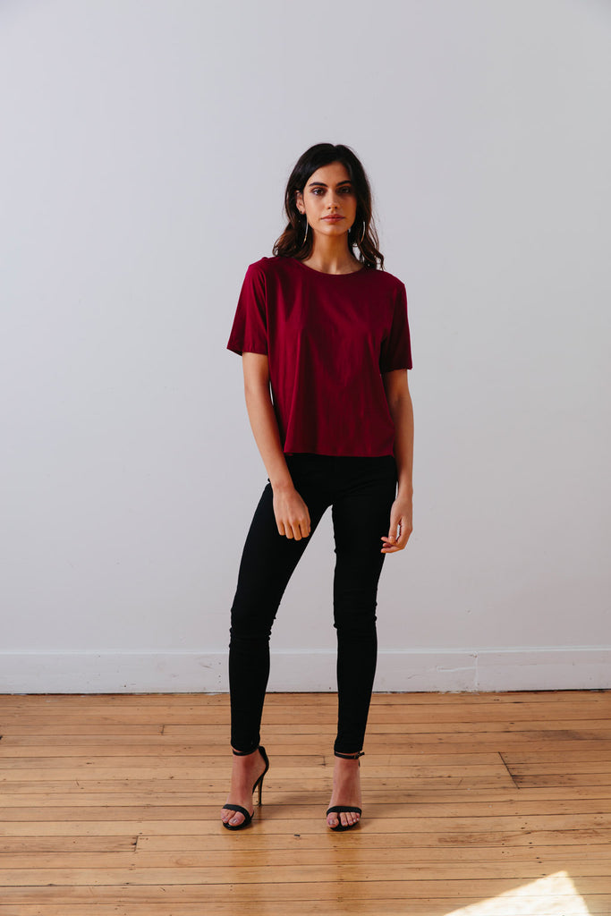 THE | WANDERER | TEE – BARCELONA BERRY